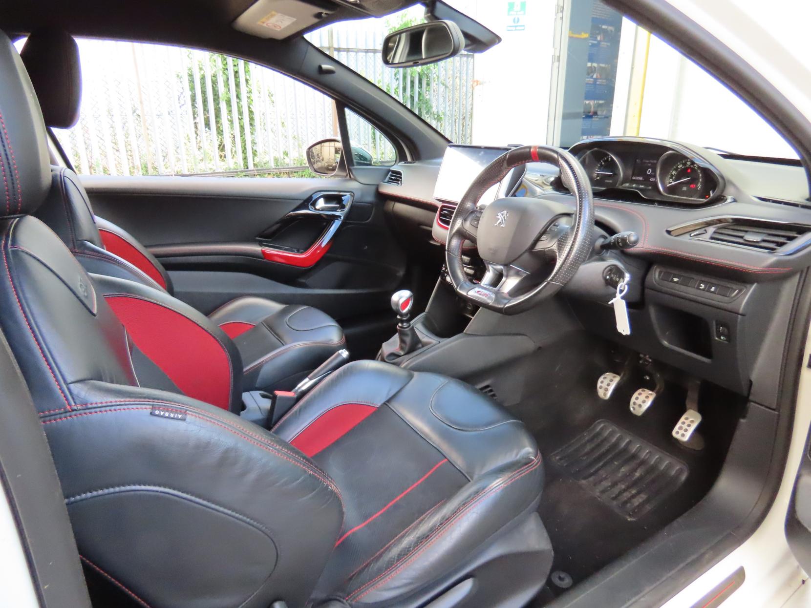 Peugeot 208 1.6 THP GTi Hatchback 3dr Petrol Manual Euro 5 (200 ps)