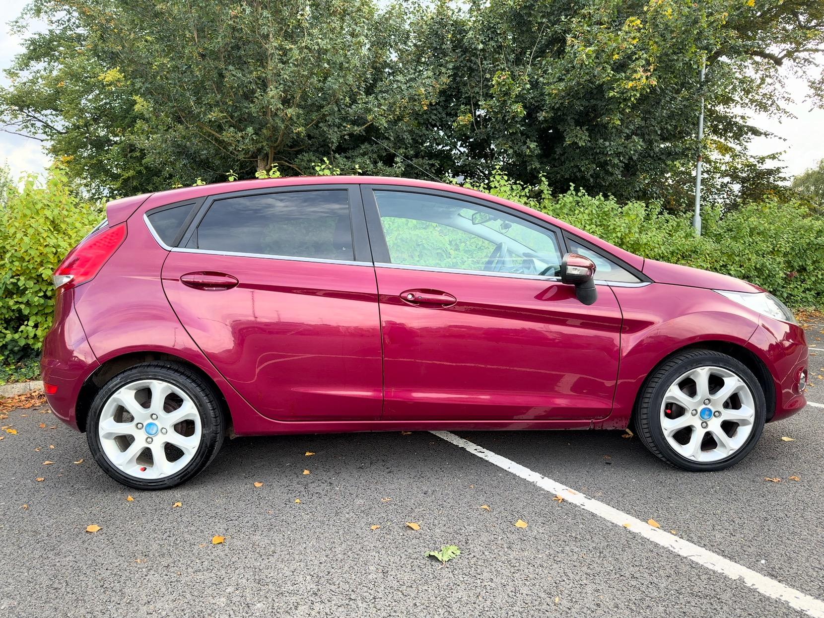 Ford Fiesta 1.4 Titanium Hatchback 5dr Petrol Automatic (154 g/km, 94 bhp)