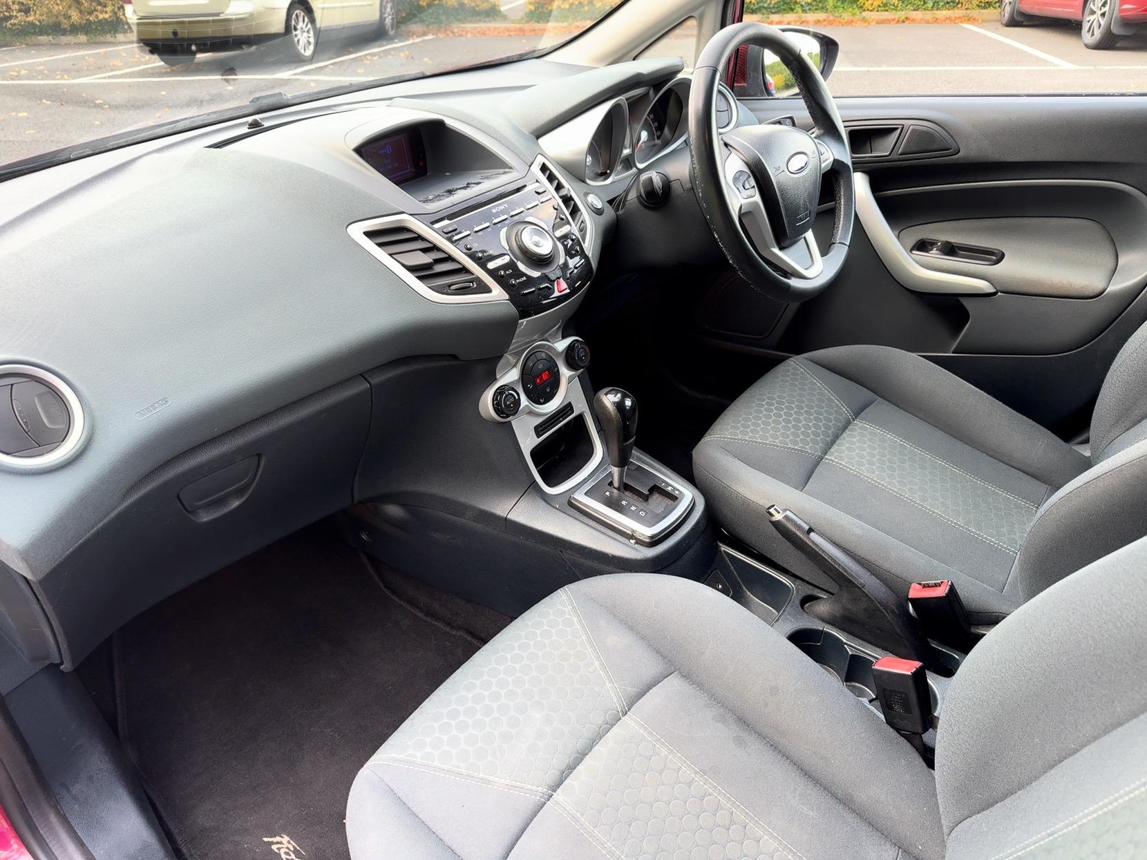 Ford Fiesta 1.4 Titanium Hatchback 5dr Petrol Automatic (154 g/km, 94 bhp)