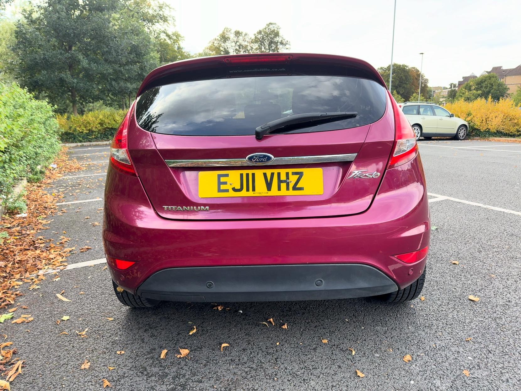 Ford Fiesta 1.4 Titanium Hatchback 5dr Petrol Automatic (154 g/km, 94 bhp)