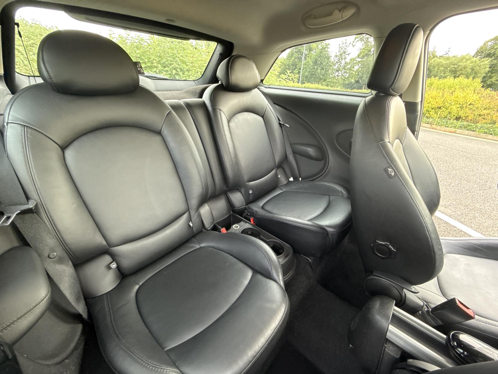 MINI Paceman 2.0 Cooper SD SUV 3dr Diesel Manual ALL4 Euro 5 (s/s) (143 ps)