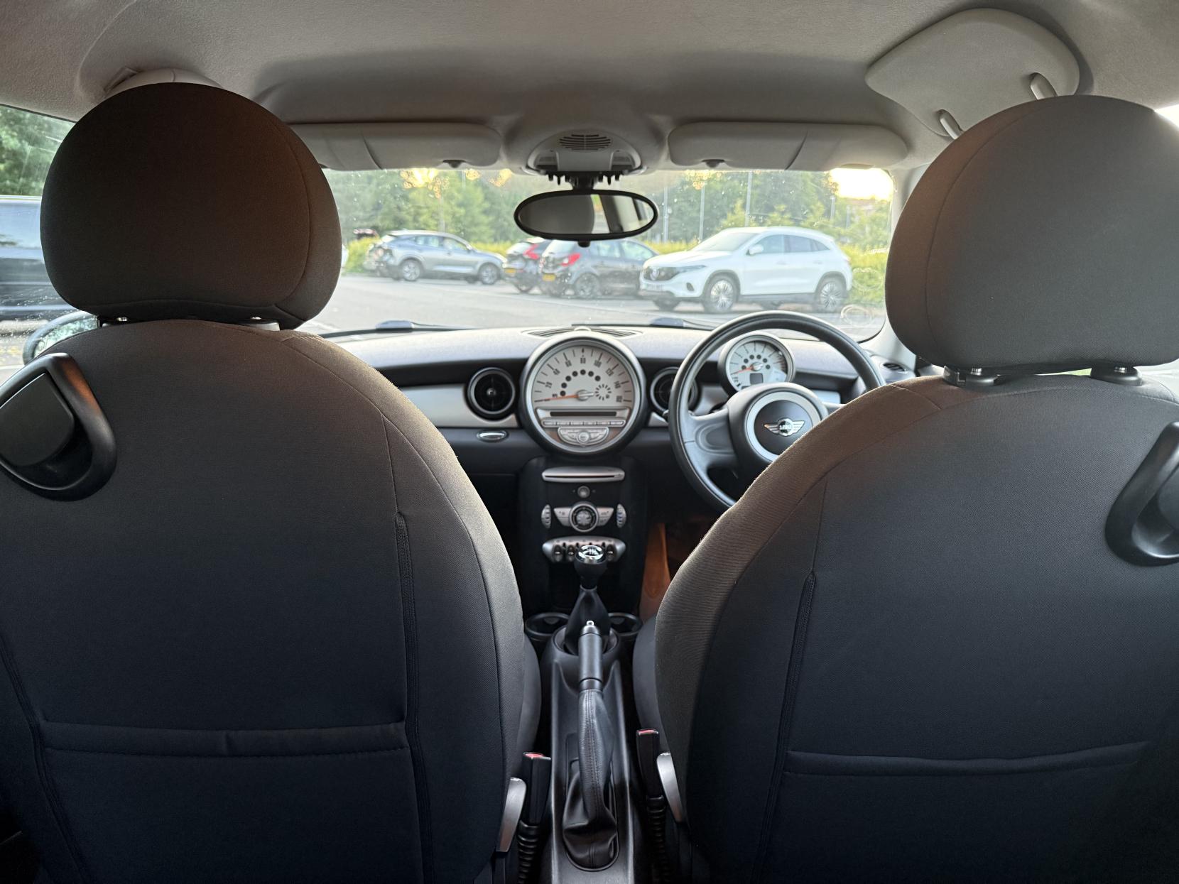 MINI Hatch 1.4 First Hatchback 3dr Petrol Manual Euro 4 (75 ps)