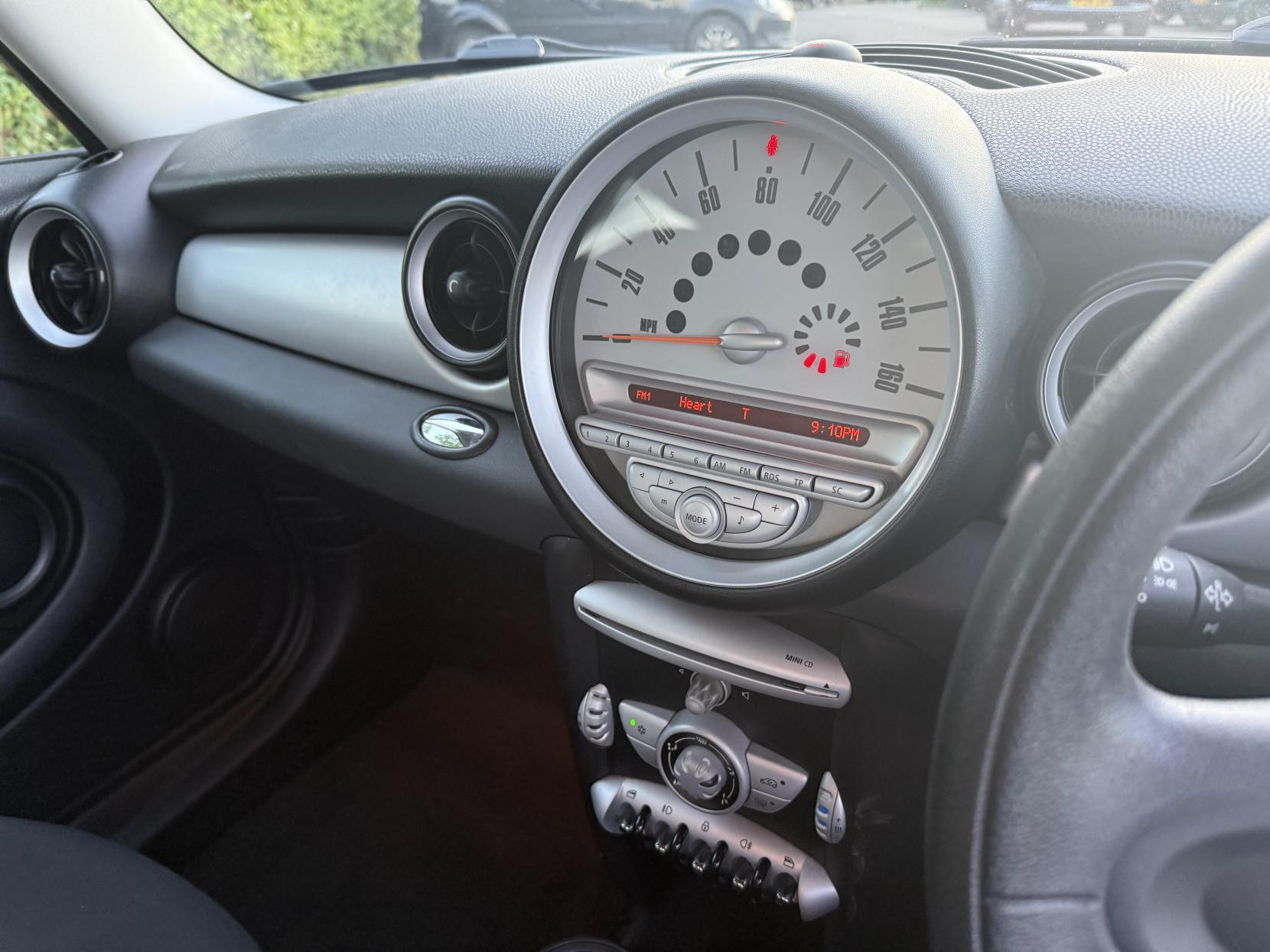 MINI Hatch 1.4 First Hatchback 3dr Petrol Manual Euro 4 (75 ps)