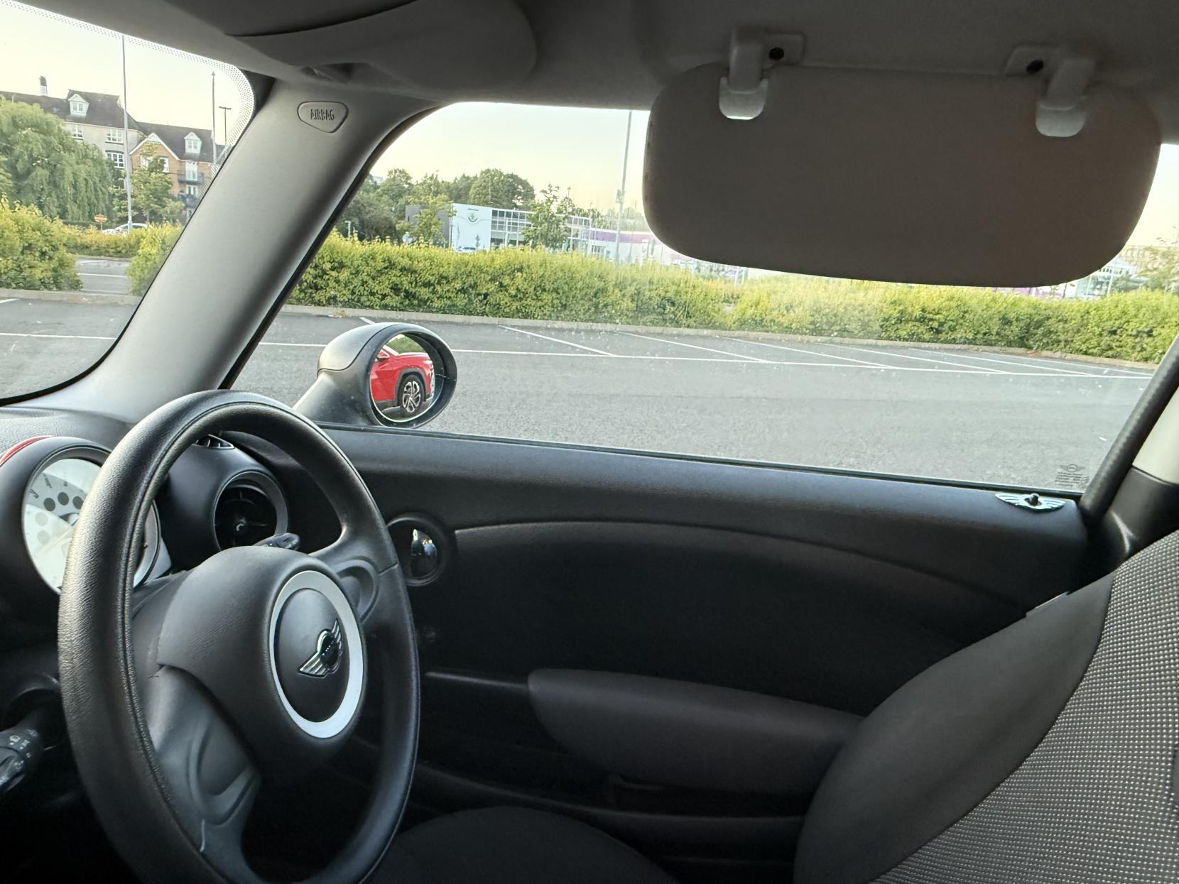 MINI Hatch 1.4 First Hatchback 3dr Petrol Manual Euro 4 (75 ps)