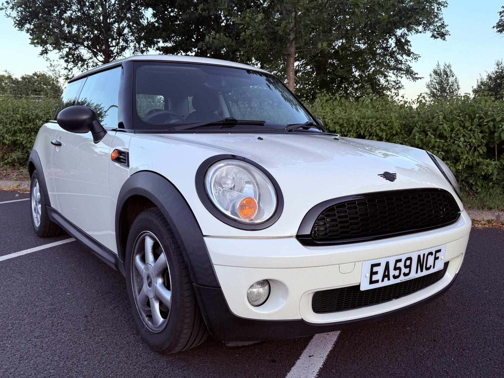 MINI Hatch 1.4 First Hatchback 3dr Petrol Manual Euro 4 (75 ps)