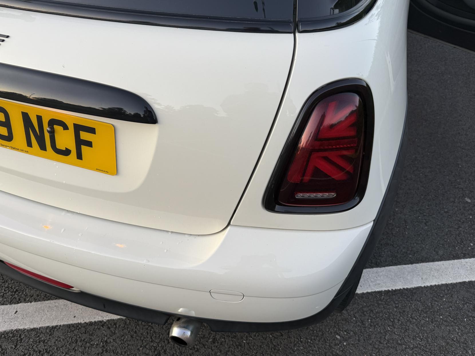 MINI Hatch 1.4 First Hatchback 3dr Petrol Manual Euro 4 (75 ps)