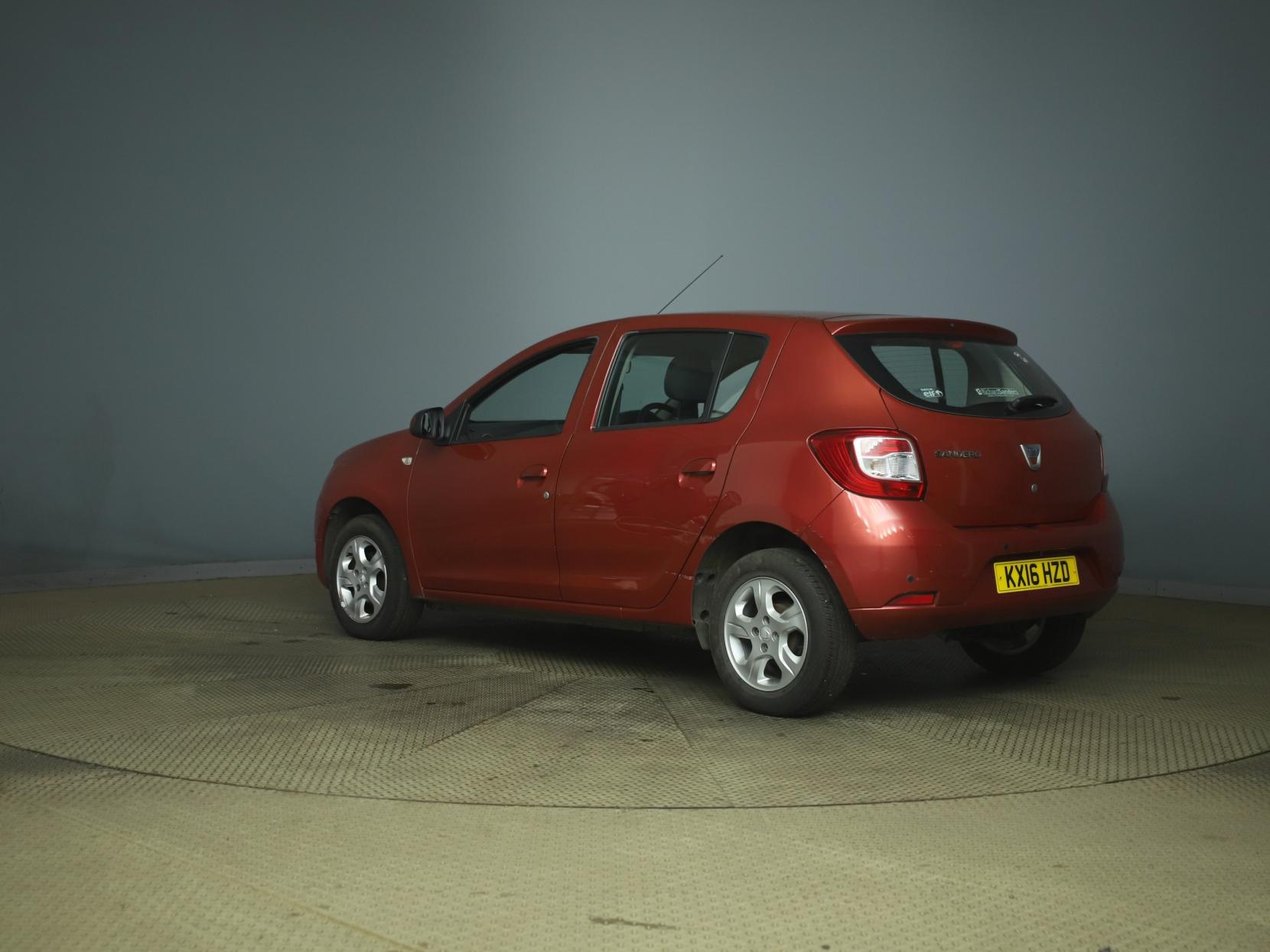Dacia Sandero 1.5 dCi Laureate Hatchback 5dr Diesel Manual Euro 6 (s/s) (90 ps)