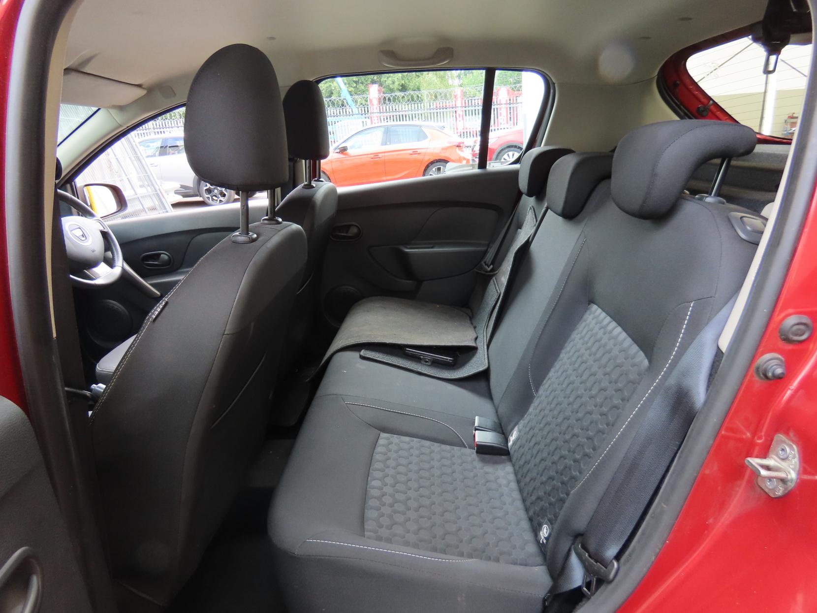 Dacia Sandero 1.5 dCi Laureate Hatchback 5dr Diesel Manual Euro 6 (s/s) (90 ps)