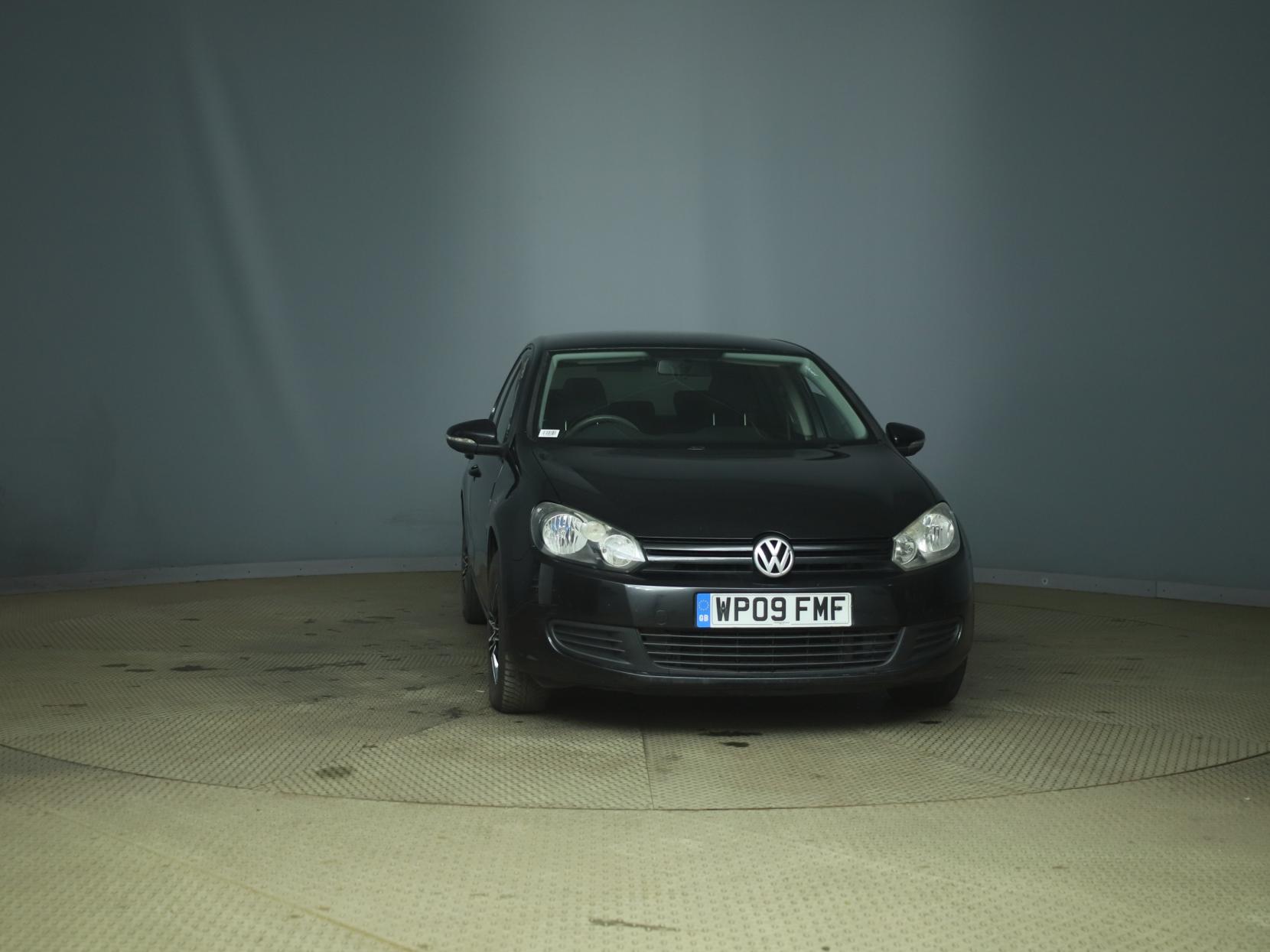 Volkswagen Golf 1.6 FSI S Hatchback 5dr Petrol Manual Euro 5 (102 ps)