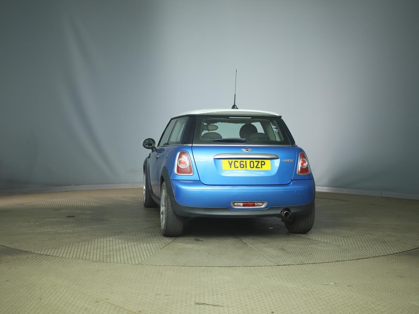 MINI Hatch 1.6 Cooper Pimlico Hatchback 3dr Petrol Manual Euro 5 (s/s) (122 ps)
