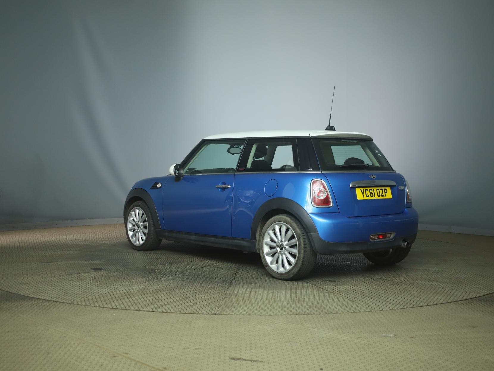 MINI Hatch 1.6 Cooper Pimlico Hatchback 3dr Petrol Manual Euro 5 (s/s) (122 ps)